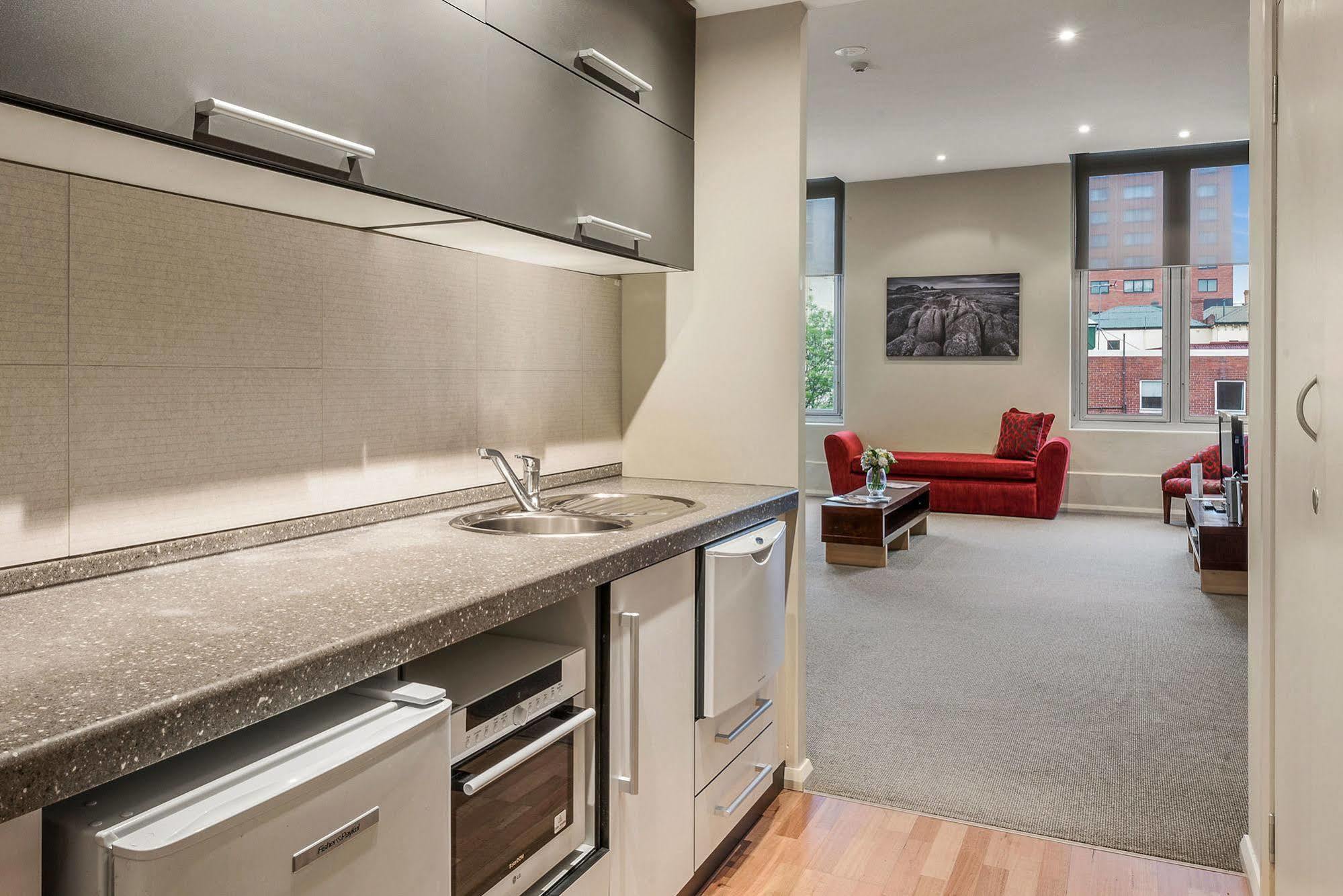 Mantra One Sandy Bay Road Aparthotel Hobart