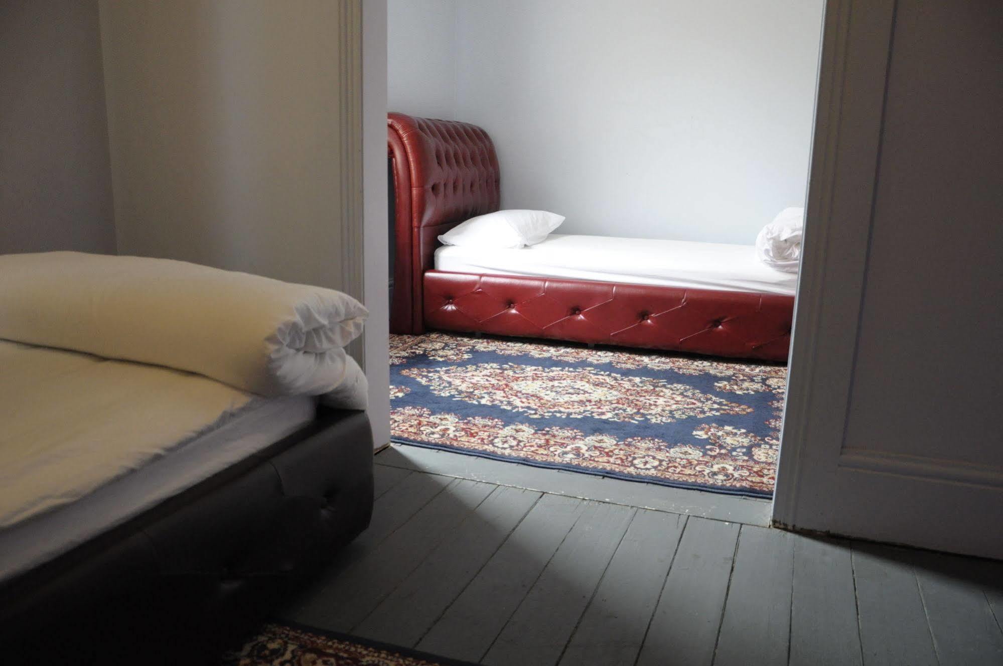 Backpackers Imperial Hostel