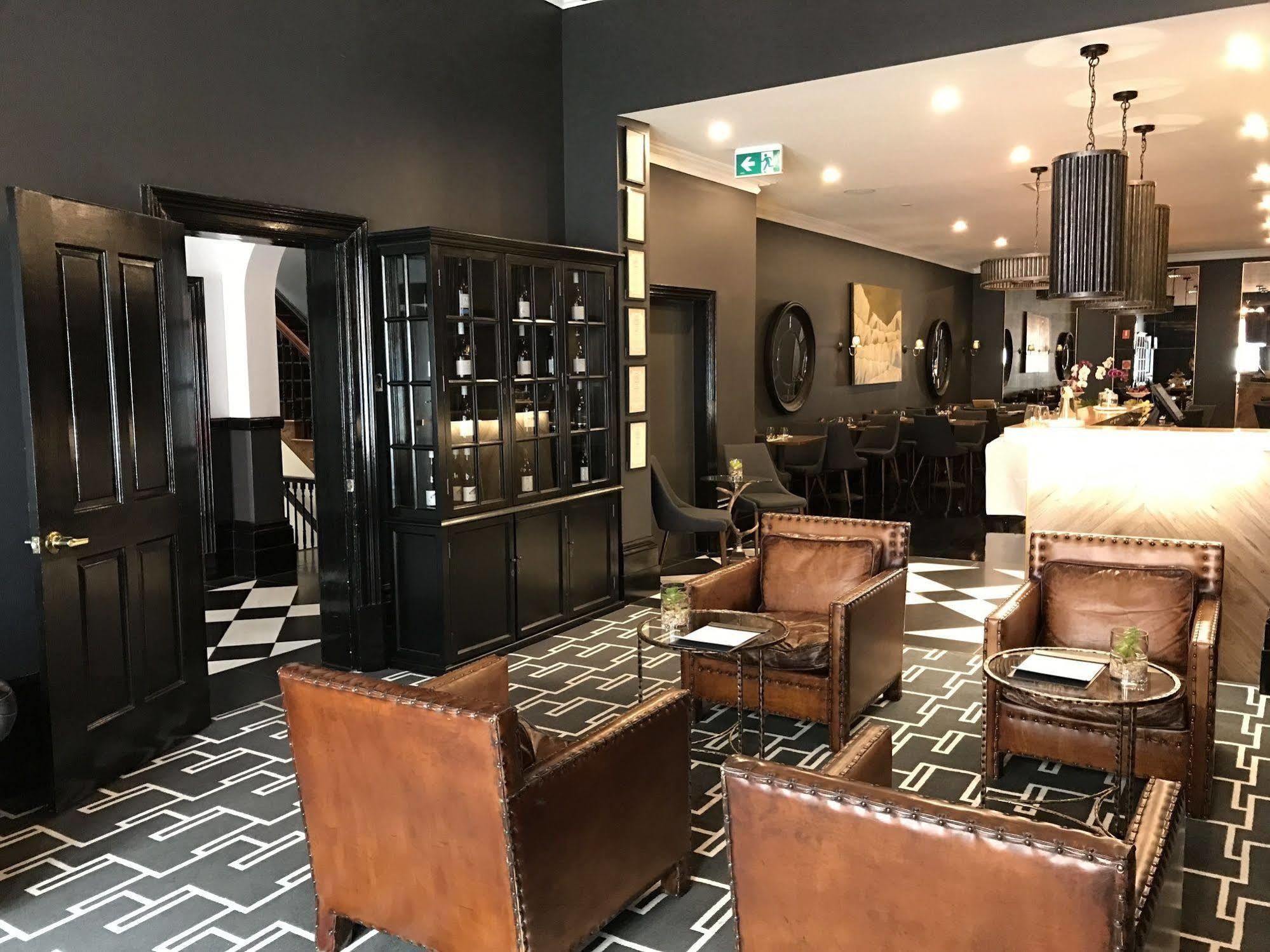 The Macquarie Hotel 4*