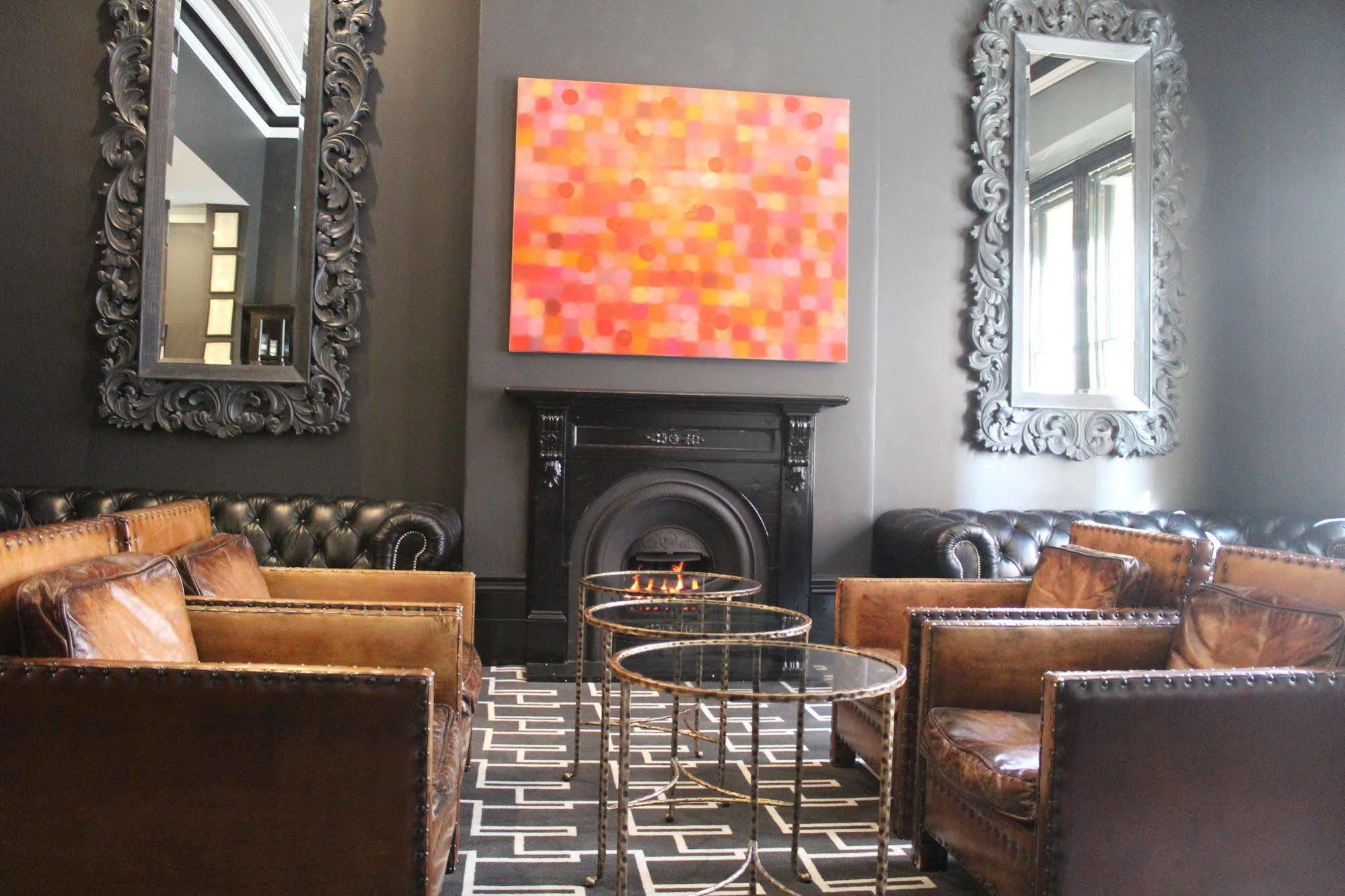 The Macquarie 4*
