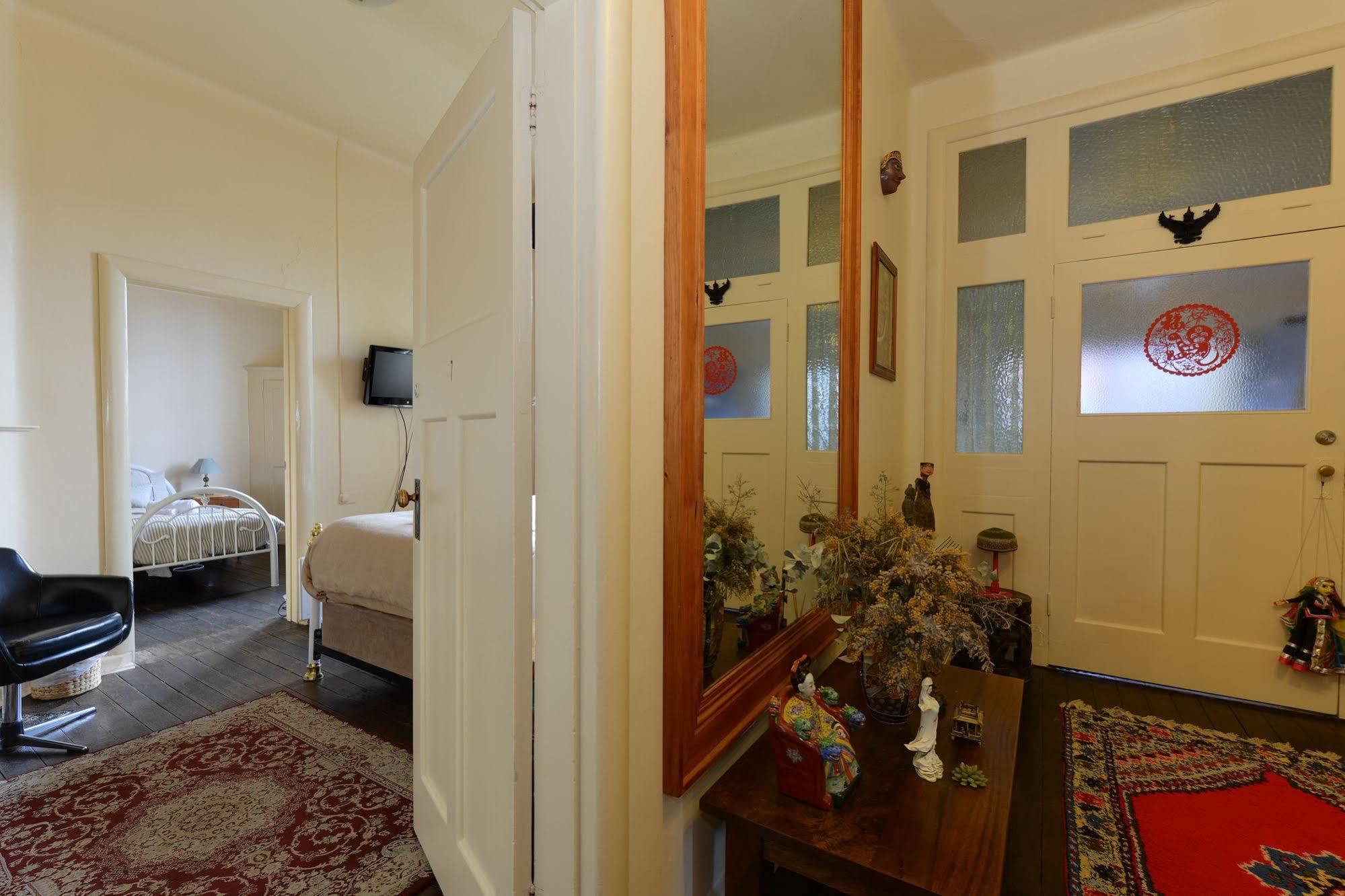 Bed & Breakfast Edinburgh Gallery 3*