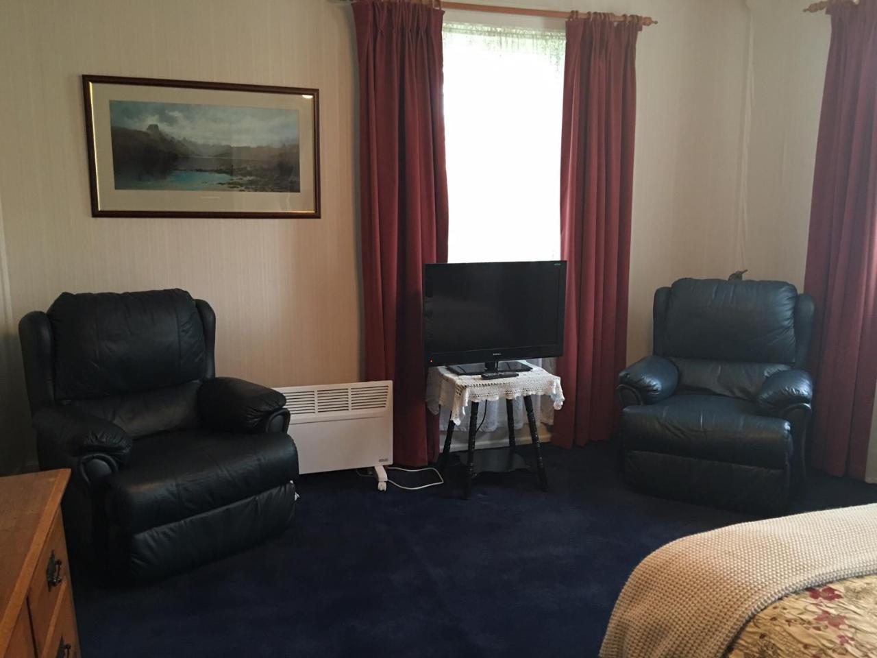 Undine Colonial 4*