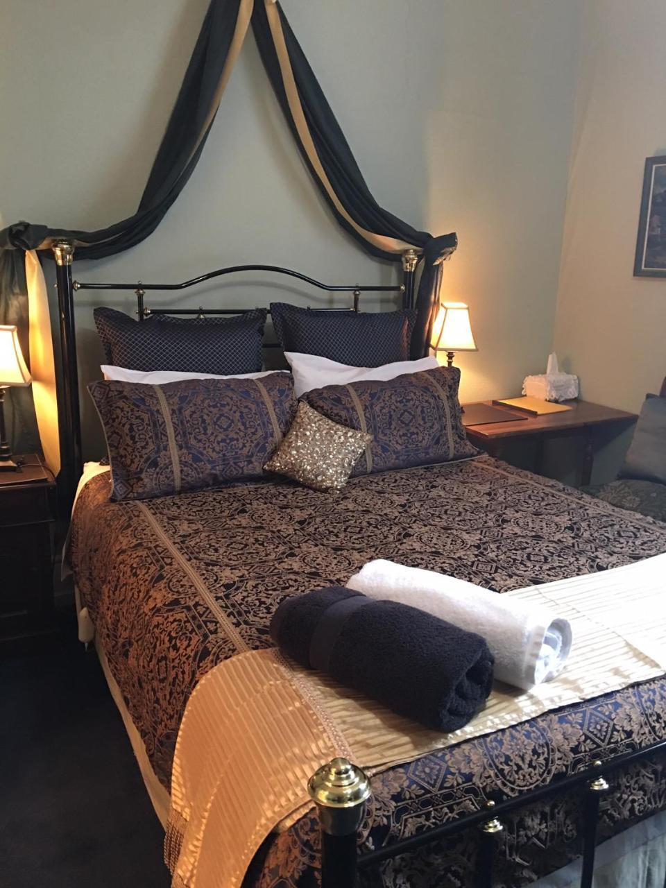 Bed & Breakfast Undine Colonial Hobart