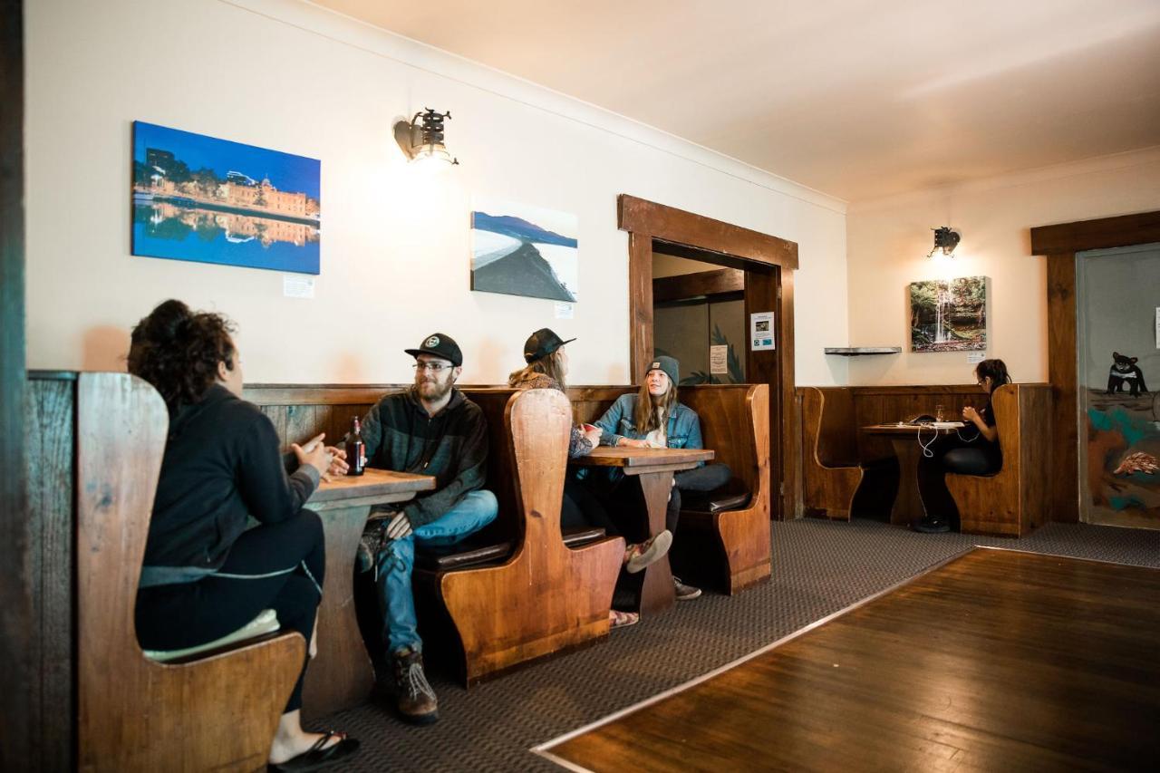 Hostel The Pickled Frog *