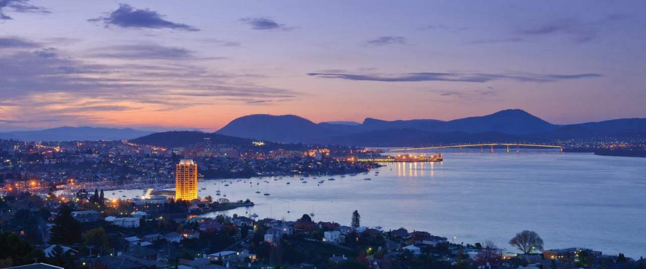 Wrest Point 4* Hobart