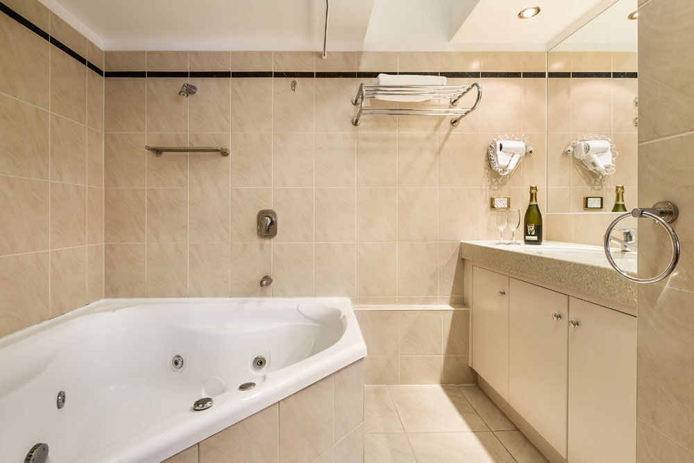 Quest Savoy Aparthotel