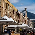 Somerset On The Pier Hobart