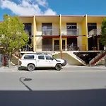 Three Bedrooms Unit With Free Parking