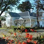 Huonville Guesthouse