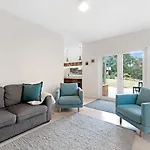 Relax At Ridgeway - Native Bushland Views