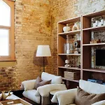 The Rox - Alexander Apartment