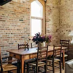 The Rox - Alexander Apartment