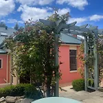 Waterloo Cottage