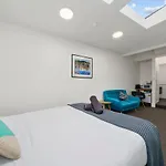 Starlight Queen 9 - Internal