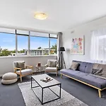 Scandi-Chic Riverside Hideaway Near Attractions