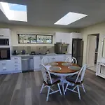 Private Getaway Close To Clifton Beach