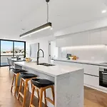 Hobart Cbd Roof Top Penthouse