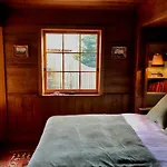 Old Bishop\'S Quarters Heritage, Modern & Unique Accommodation