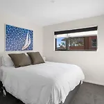 Lord Street Villa - Spacious Comfort & River Views