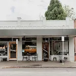 \'Allambee\' Heritage Cottage In Trendy South Hobart