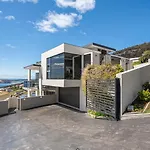 The View Sandy Bay 5 Bedroom