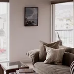 Battery Point Retreat With River Views