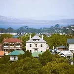 Bostane Cottage On West Hobart Hill