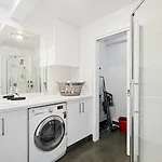 The Retreat At 165 New Renovated Unit Sleeps 6