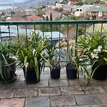 Hobart Vista