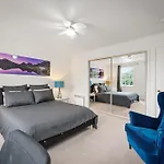 Hobart City Townhouse