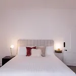 Harrington House Luxury Apartment In Cbd