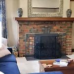 Bowen Toft House- South Hobart, Home From Home