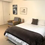 Belton Apartments - The Studio