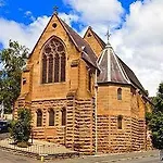 Pendragon Hall Hobart - Studio Apartment