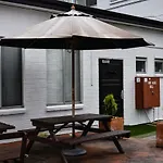 Hobart Tower Motel