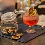 Watermans Hotel