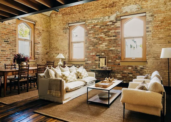 The Rox - Alexander Apartment