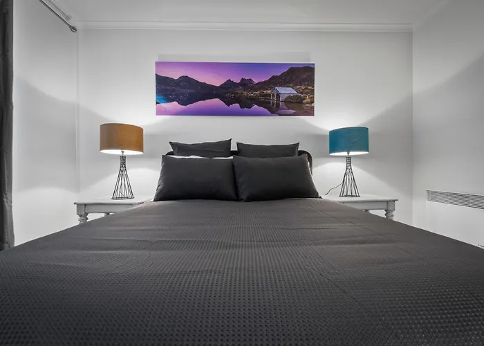 Hobart City Townhouse