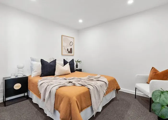 Hobart Cbd Roof Top Penthouse