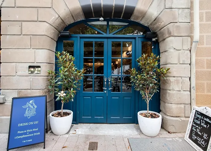 Watermans Hotel