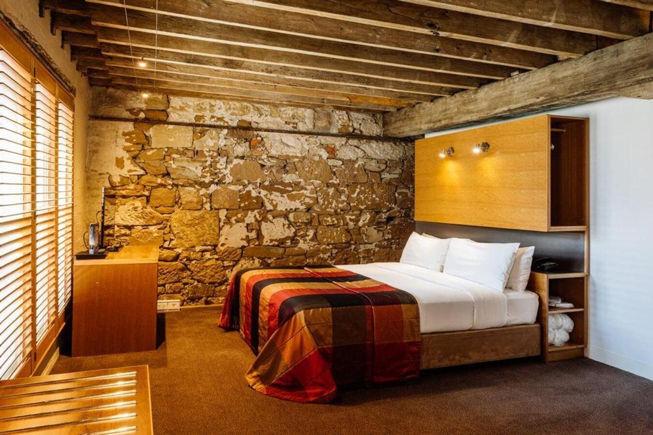 The Henry Jones Art 5* Hobart