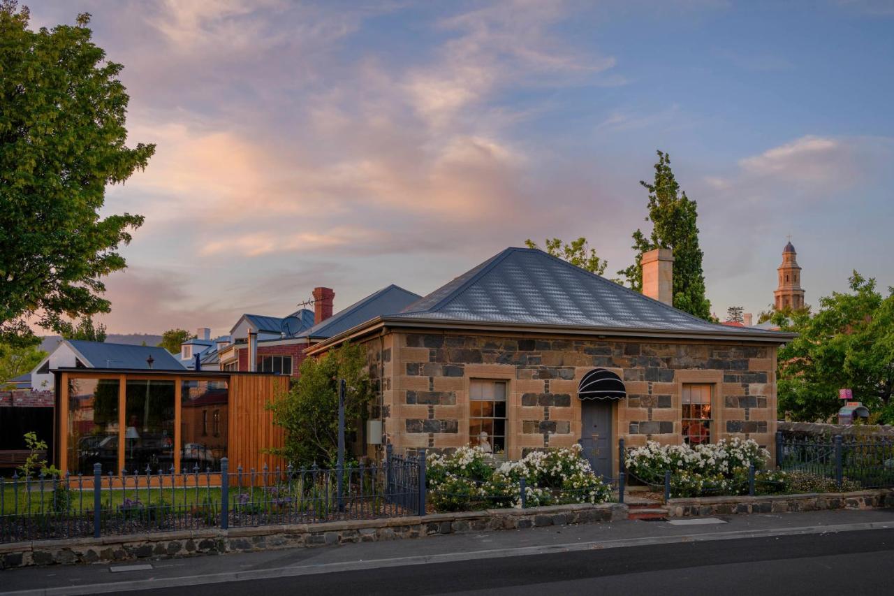 Villa Fusilier Cottage: Luxury Boutique In Battery Point Hobart
