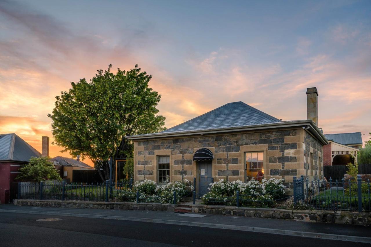 Fusilier Cottage: Luxury Boutique In Battery Point Villa Hobart