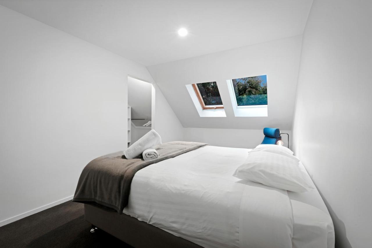Relax At Ridgeway - Native Bushland Views Holiday home