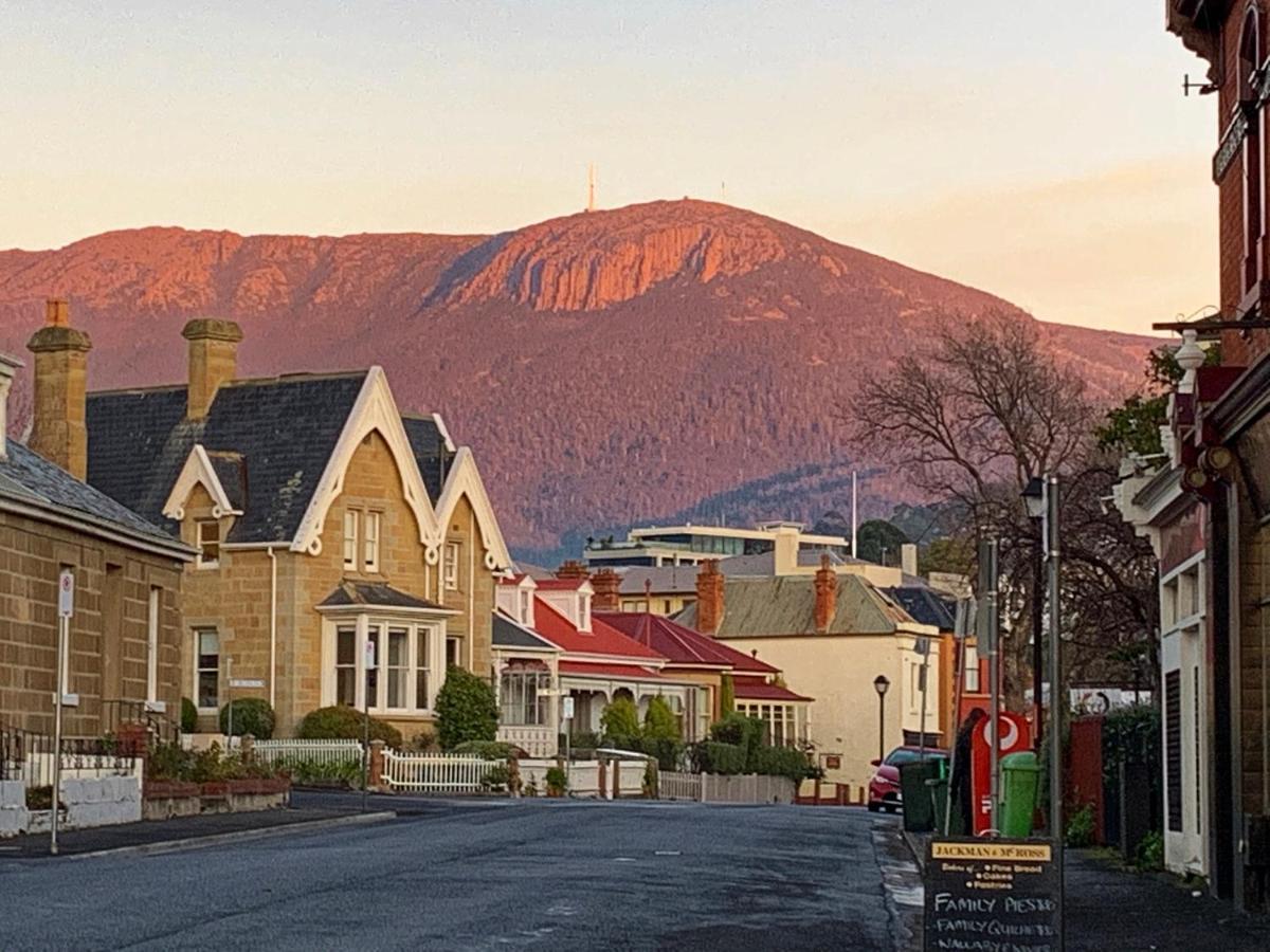 Fusilier Cottage: Luxury Boutique In Battery Point Hobart