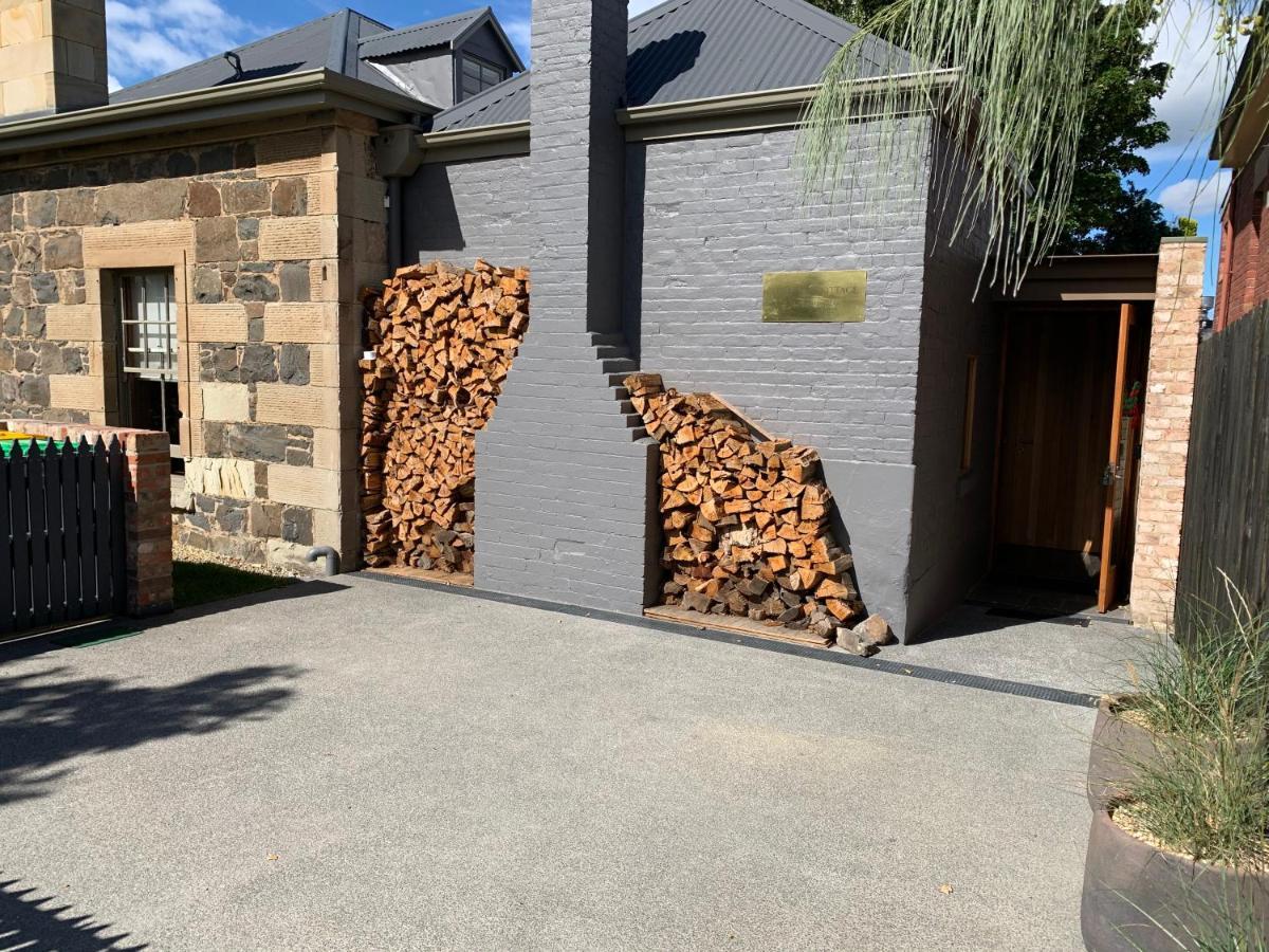 Fusilier Cottage: Luxury Boutique In Battery Point Hobart