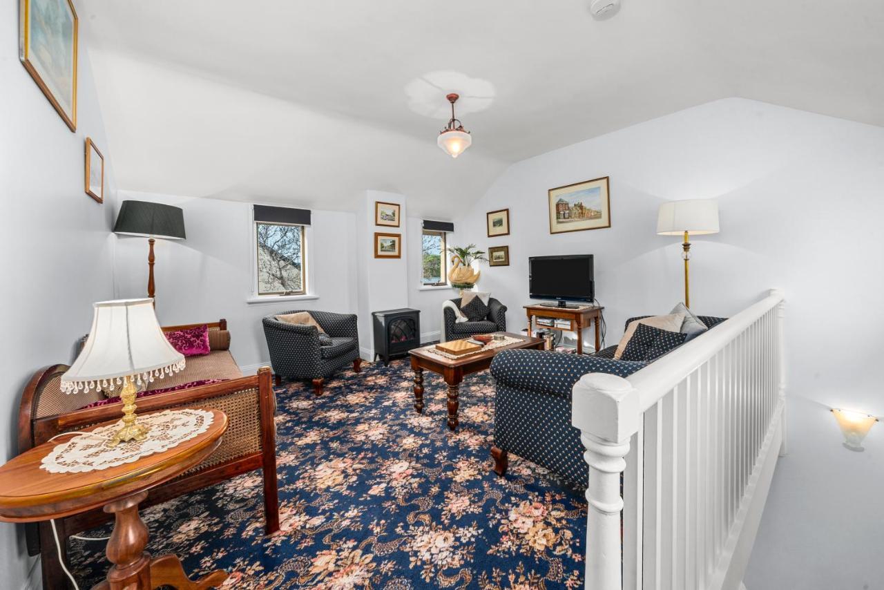 Apartment Coopers Battery Point Hobart