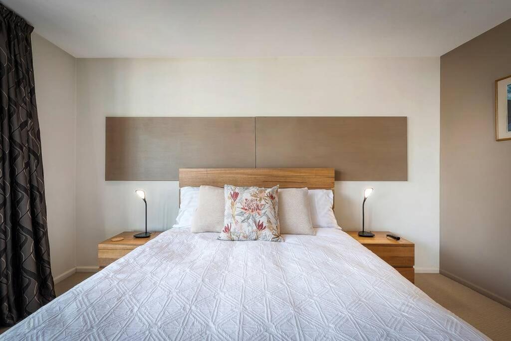 Sub Penthouse Luxe Suit, Cbd, Secure Parking, *
