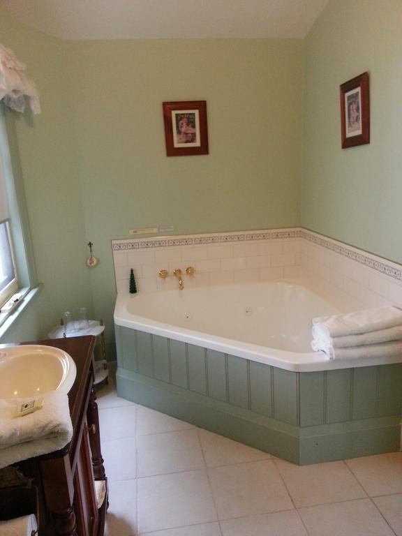 Guest house Elms Of