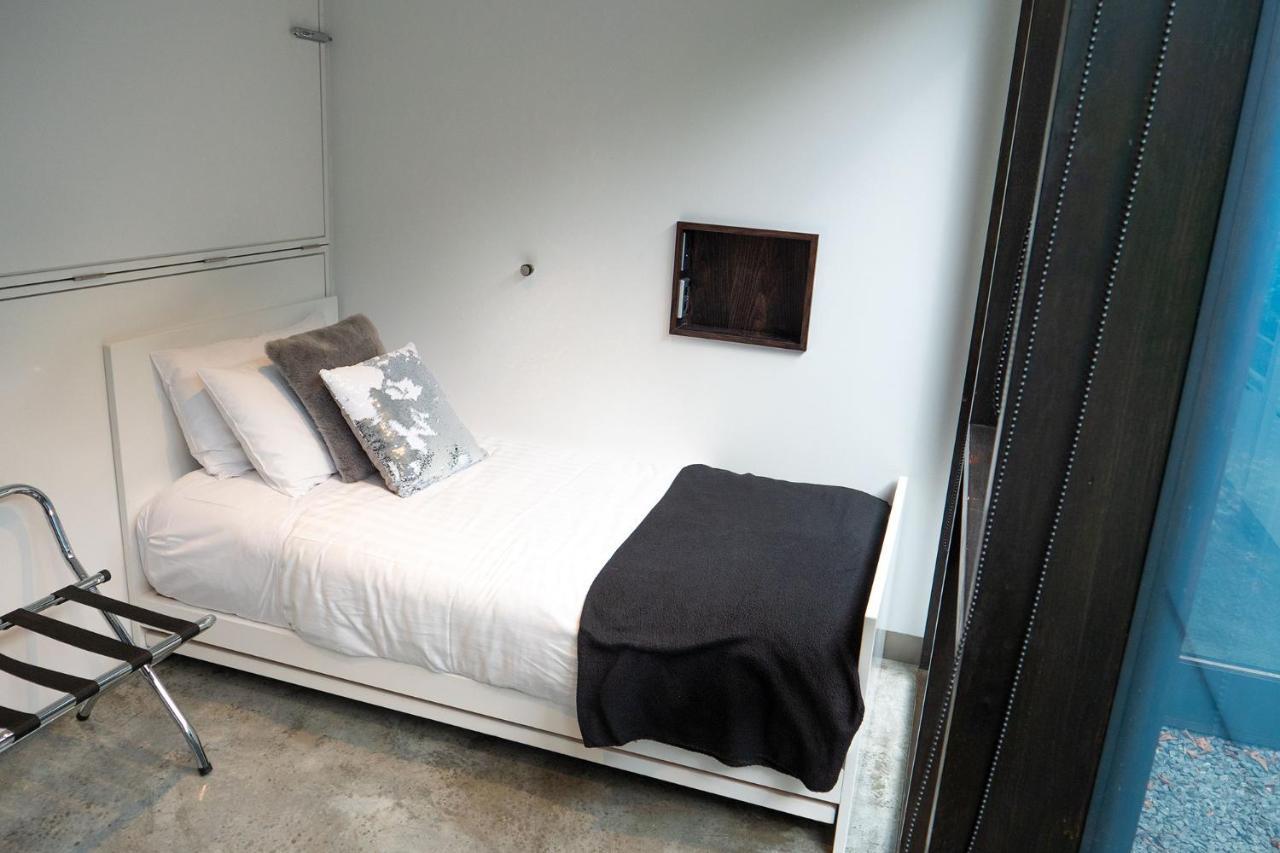 Old Bishop's Quarters Heritage, Modern & Unique Aparthotel 4*